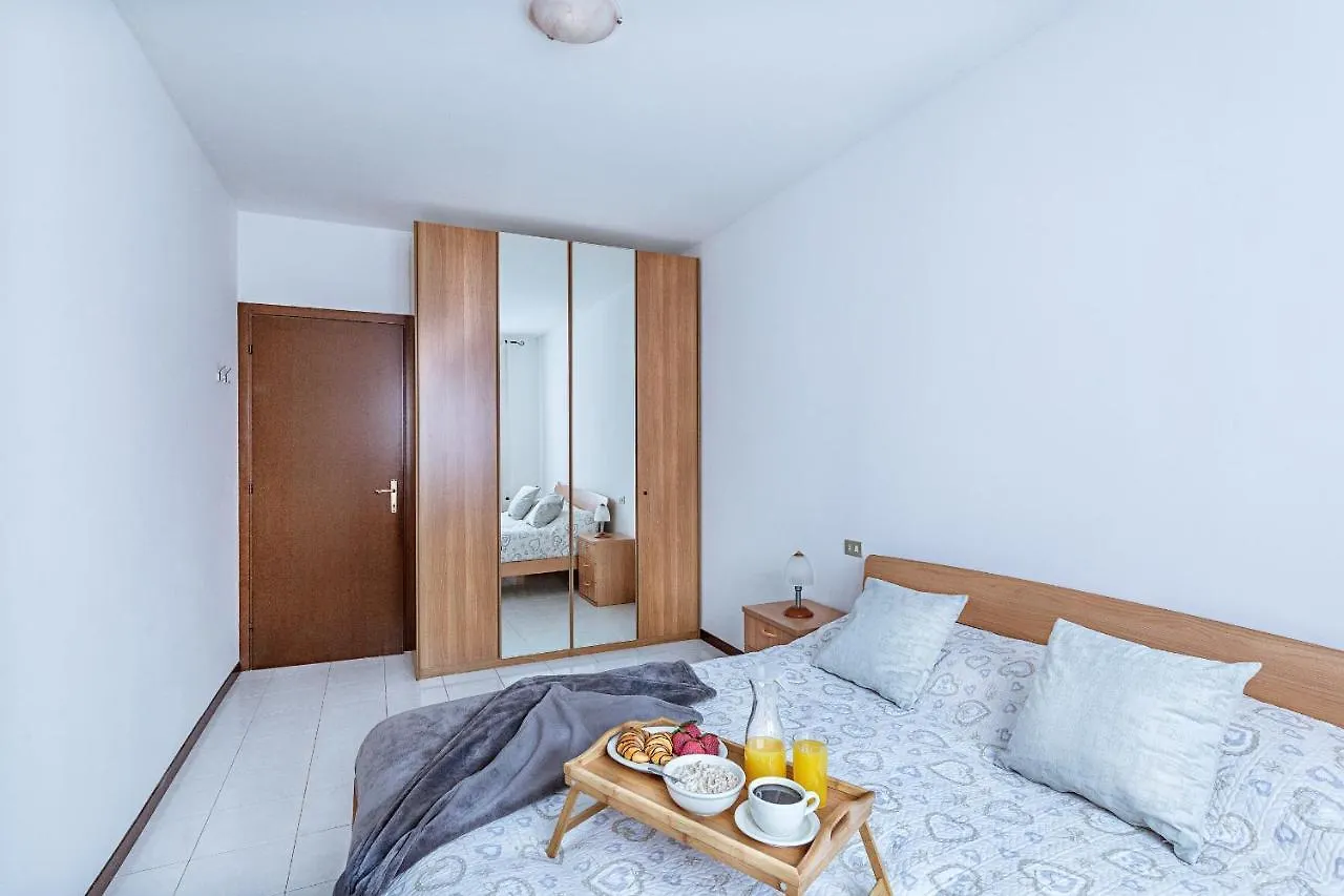 Artemisia B1 Apartment By Wonderful Italy Sirmione