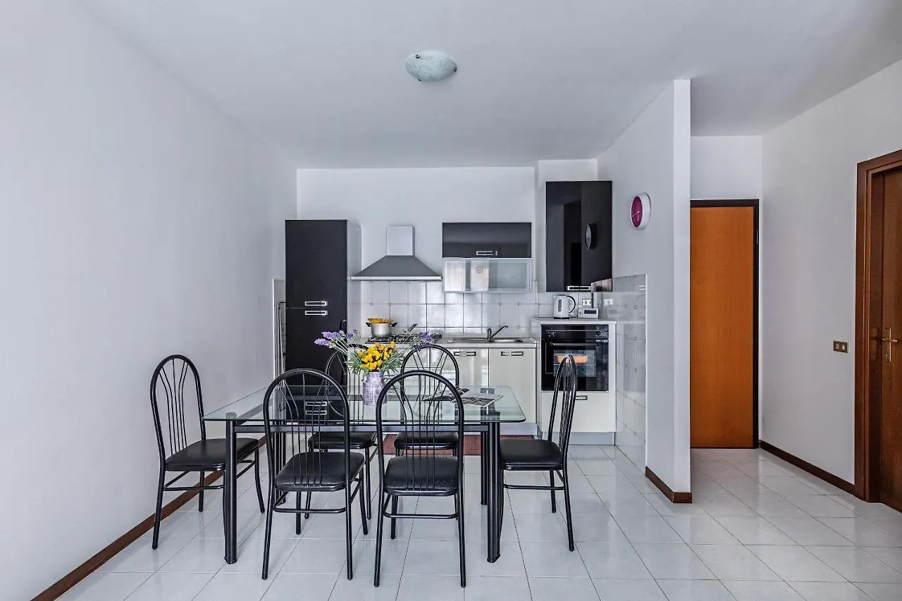 Artemisia B1 Apartment By Wonderful Italy Sirmione